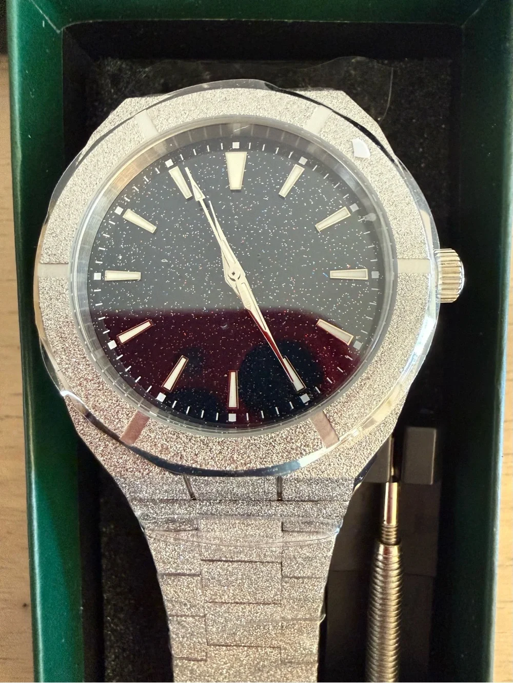 PELVINI MENS ITALIAN WATCH FROSTED SILVER MATCHING LINK BAND & LINK REMOVAL TOOL